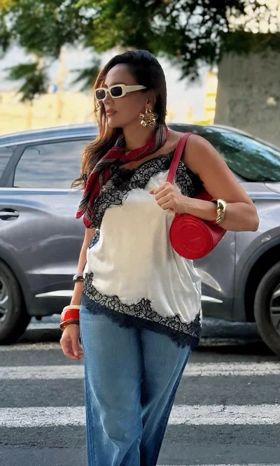 Blusa Satén Encaje