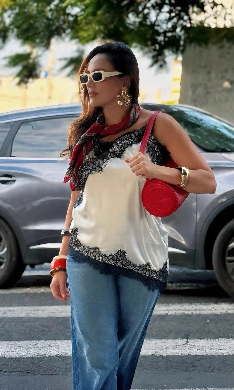 Blusa Satén Encaje — foto 1