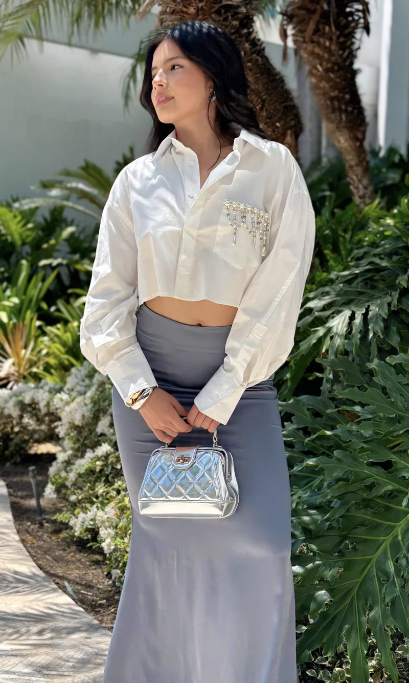 Camisa Cropped Bordada — foto 3