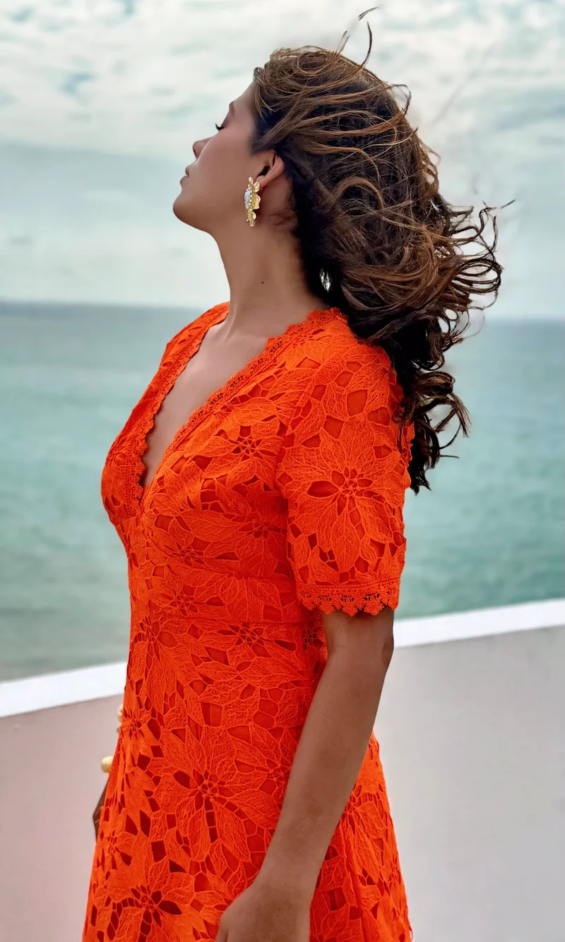 Vestido Midi Festoneado — foto 2