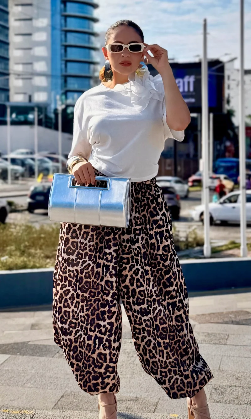 Pantalón Animal Print — foto 1
