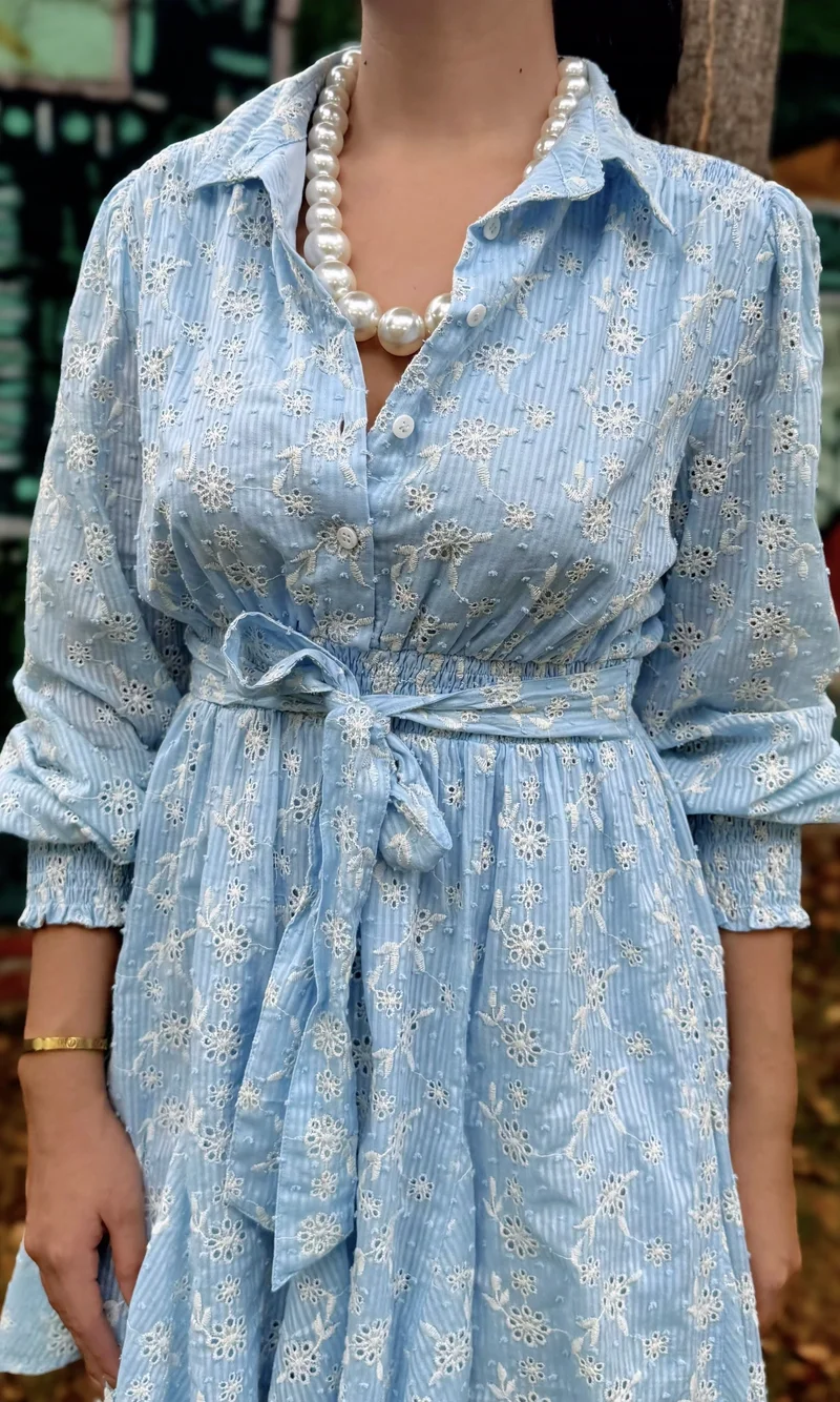 Vestido Corto Bordado — foto 2