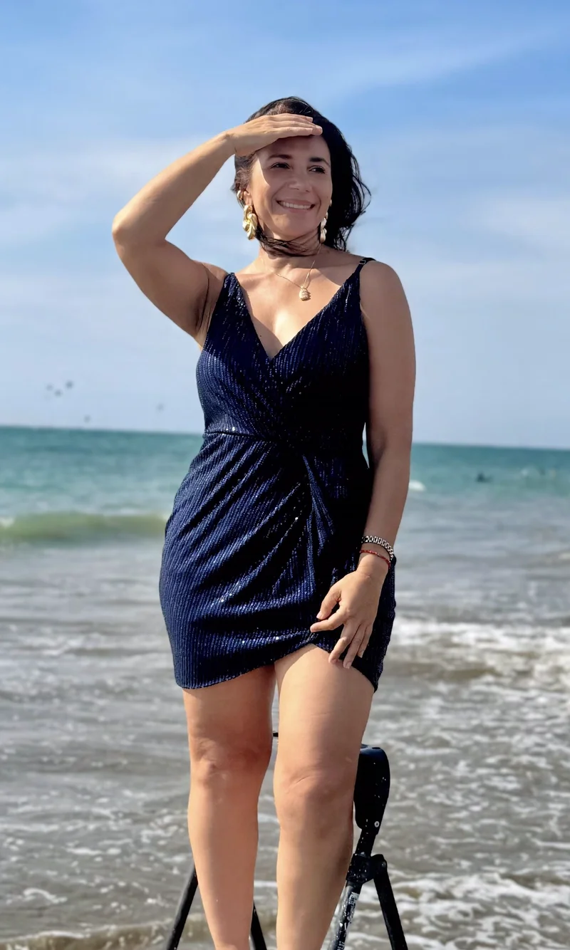 Vestido Corto Lentejuelas — foto 3