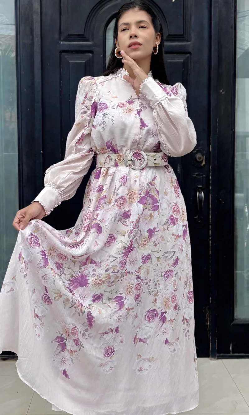 Vestido Floral Cinturón — foto 1
